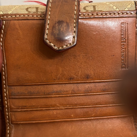 Dooney and Bourke monogrammed wallet - Picture 5 of 7